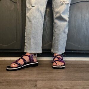 New purple strappy sandals foam soles